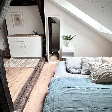 Loft Apartment Close To Metro Palmovka Praha Exteriér fotografie